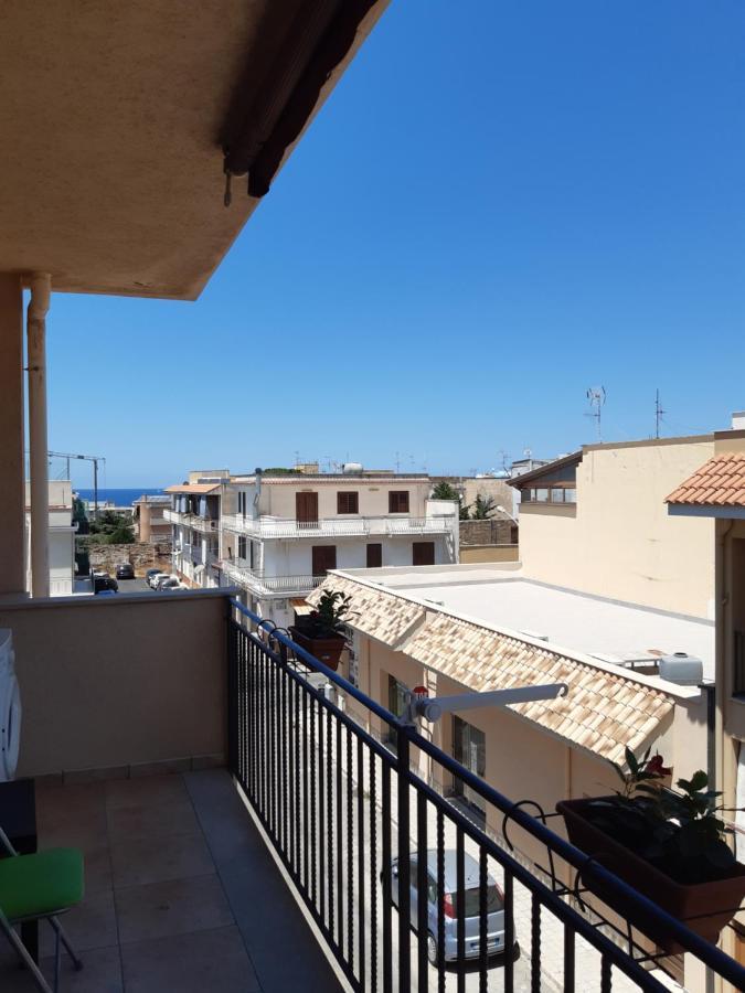 A Casa Di Loretta Apartment Terrasini Bagian luar foto